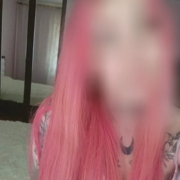 Emily, 37