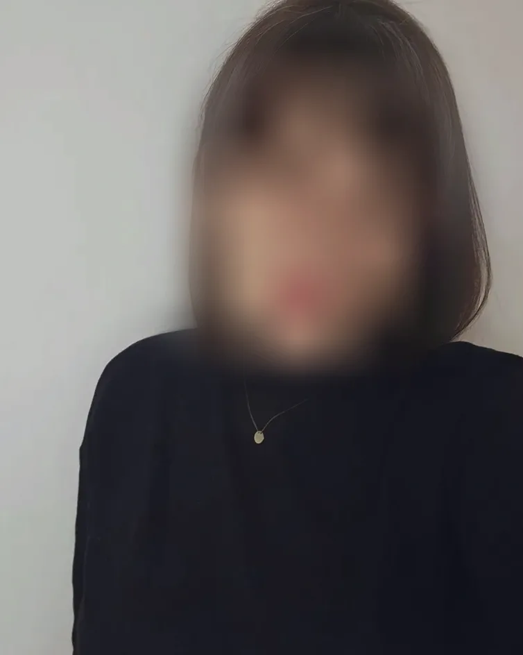 Fabienne, 26