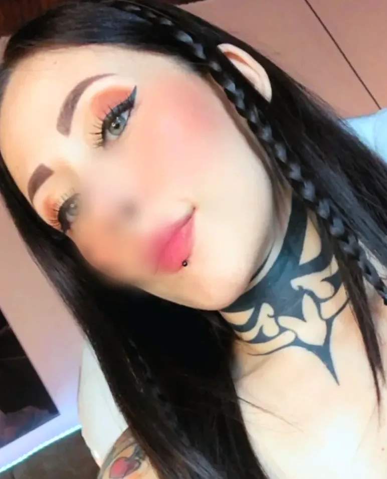 Jette, 26