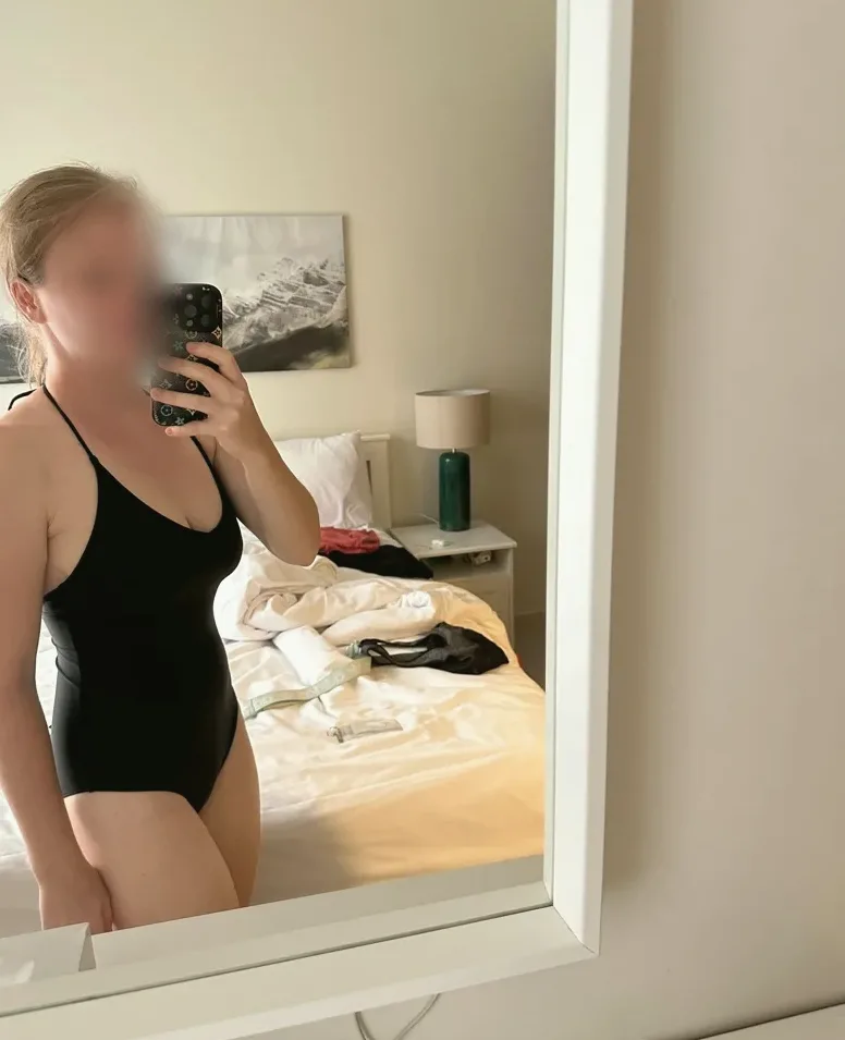 Rebecca, 30