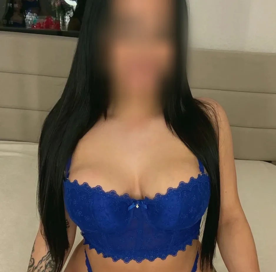 Tanja, 24
